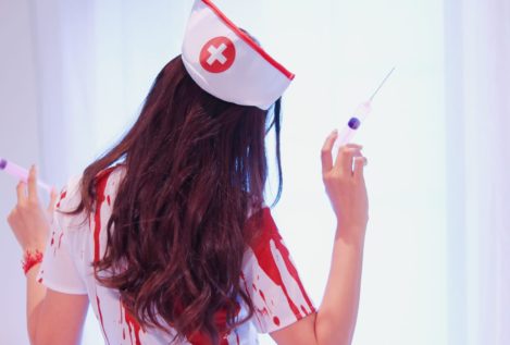 El sindicato de enfermería pide al comercio no vender disfraces de enfermera sexi por Halloween