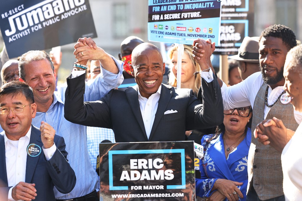 Eric Adams, un expolicía negro, a un paso de ganar la alcaldía de Nueva York