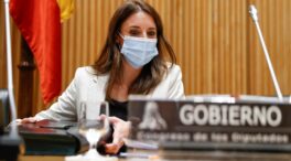 Irene Montero califica la gestación subrogada como "violencia contra las mujeres" y "explotación reproductiva"