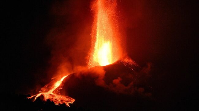 La erupción cumple 50 días y los expertos son claros: no se ve aún su final