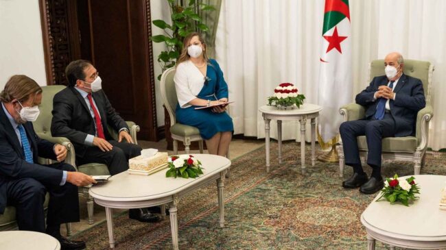 Albares asegura que Argelia garantiza su suministro de gas natural a España