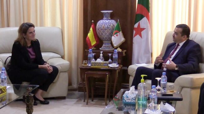 Ribera no evita el cierre del gasoducto del Magreb y lo fía todo a los compromisos de Argelia con el suministro