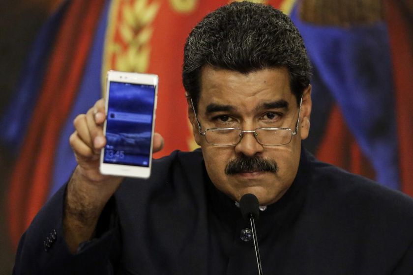 El Gobierno venezolano vigilará las redes sociales durante la campaña electoral para "garantizar la libertad de expresión"