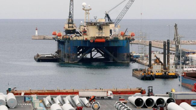 Los metaneros y el gasoducto de Medgaz pasan a ser los únicos reductos del suministro argelino de gas a España mientras las dudas arrecian