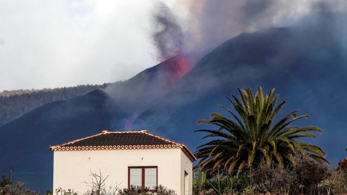 (VÍDEO) Nuevos daños en edificaciones a consecuencia de una de las coladas del volcán de La Palma