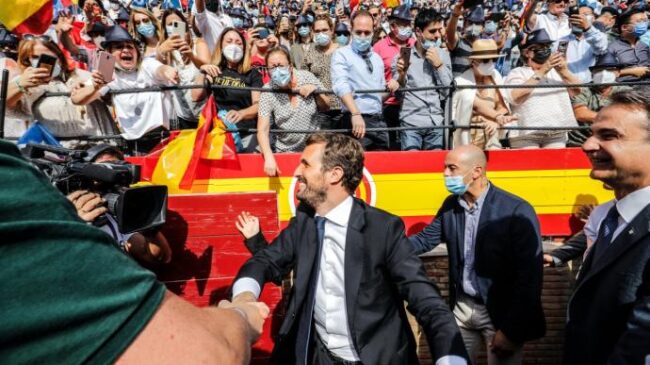 (VÍDEO) Casado reafirma su liderazgo con un lleno en Valencia y apelando a unir el voto de la derecha
