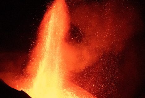 Convierten la fibra óptica de La Palma en una red de sensores para monitorizar la actividad del volcán
