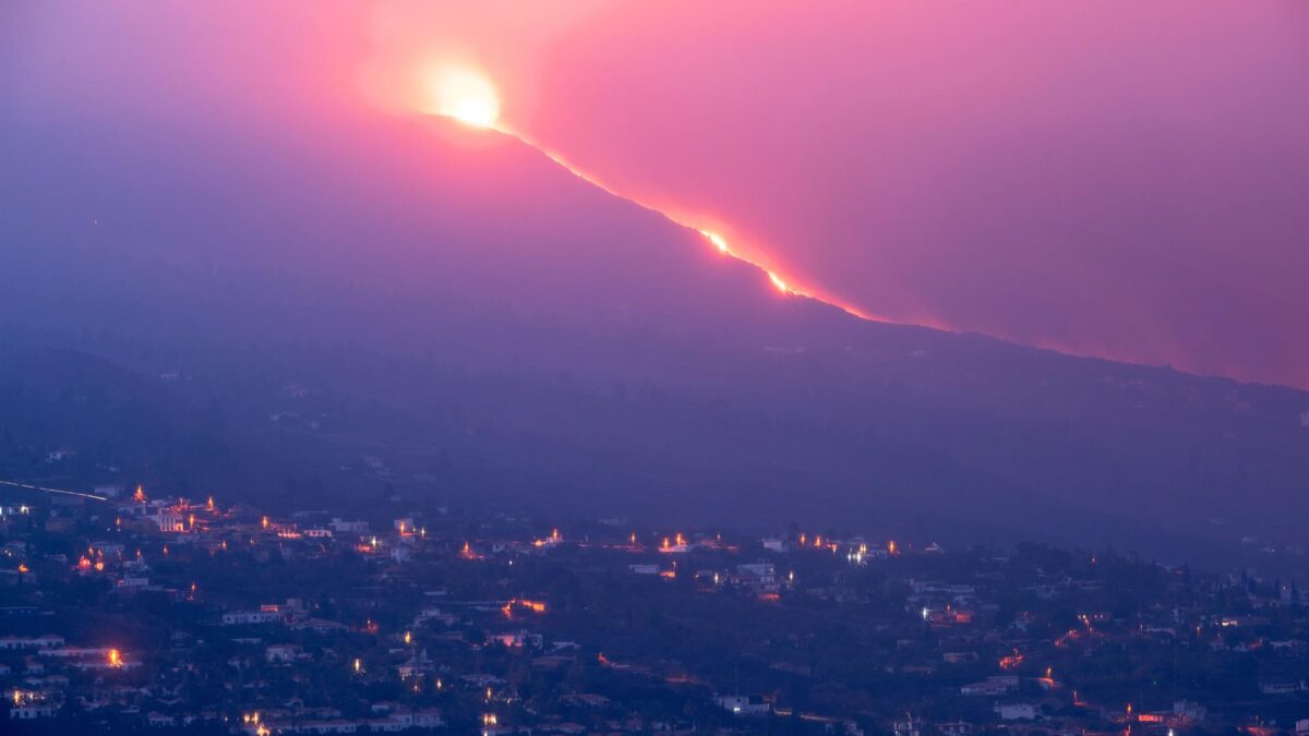 (VÍDEO) Estabilidad en el volcán de La Palma, aunque no se descarta un empeoramiento en la calidad del aire