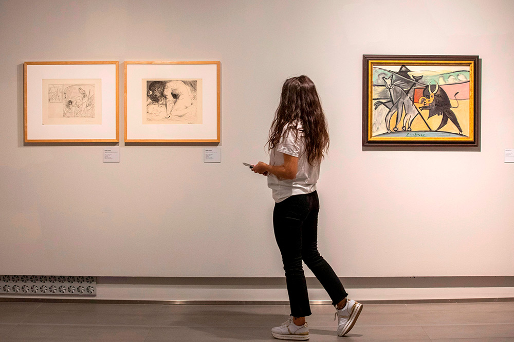 El Gobierno prepara un bono cultural de 400 euros para los jóvenes