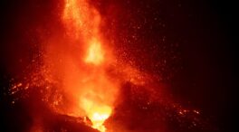 (VÍDEO) Aumenta la actividad efusiva del volcán tras el derrumbe del cono