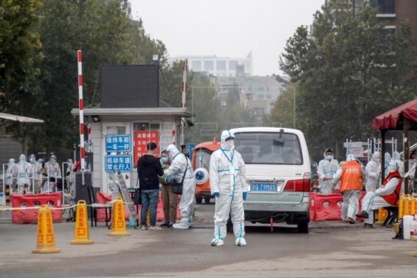 China confina una ciudad de 4 millones de habitantes por un brote de 39 casos de coronavirus