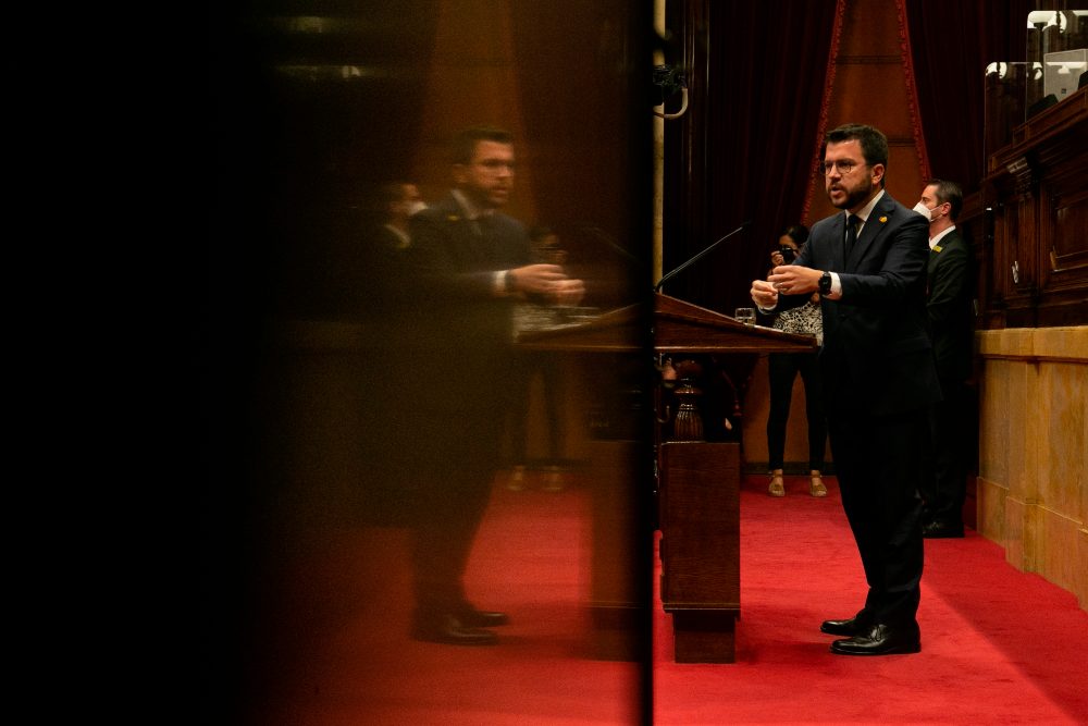 La deuda per cápita de Cataluña duplica o más la de otras siete comunidades