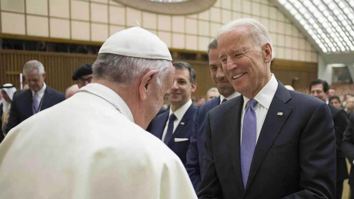 Biden se reunirá con el papa Francisco en el Vaticano el 29 de octubre