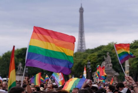 Francia prohíbe las terapias de conversión de homosexuales