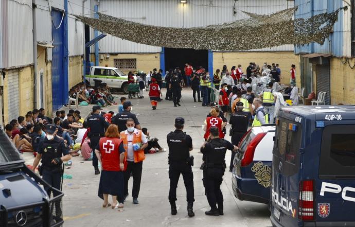 Ascienden a más de 5.000 los inmigrantes ilegales atendidos en el hospital de Ceuta tras la avalancha migratoria