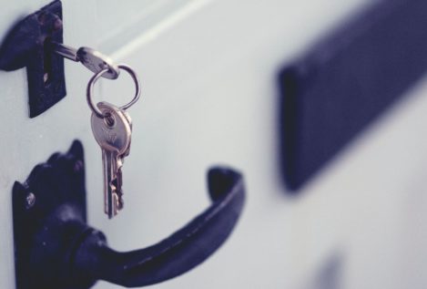 Robos sin forzar la cerradura: por qué aumentan y cómo podemos proteger la casa