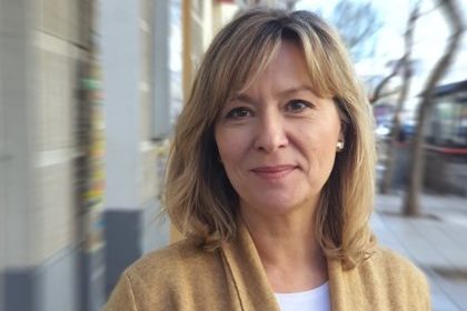 Sánchez cesó a Llanos Castellanos tras enfrentarse a Óscar López en Moncloa