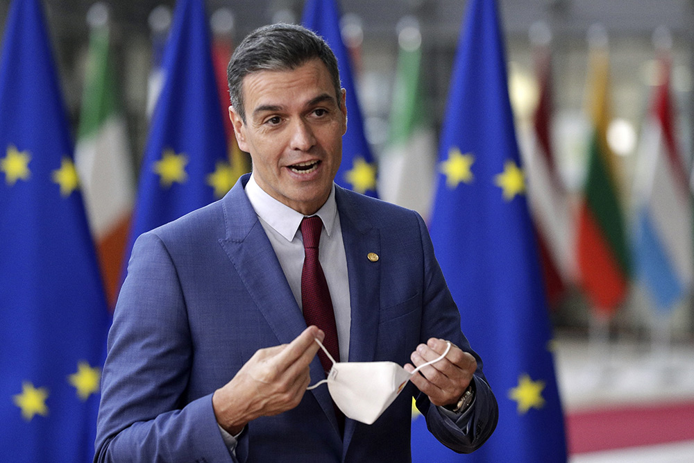 Sánchez respalda a Calviño en el choque con Díaz por la reforma laboral