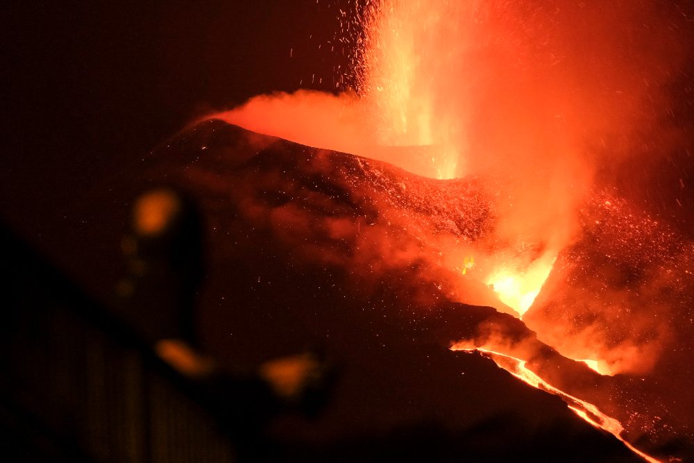 Se elevan a 946 las edificaciones destruidas por el volcán de La Palma