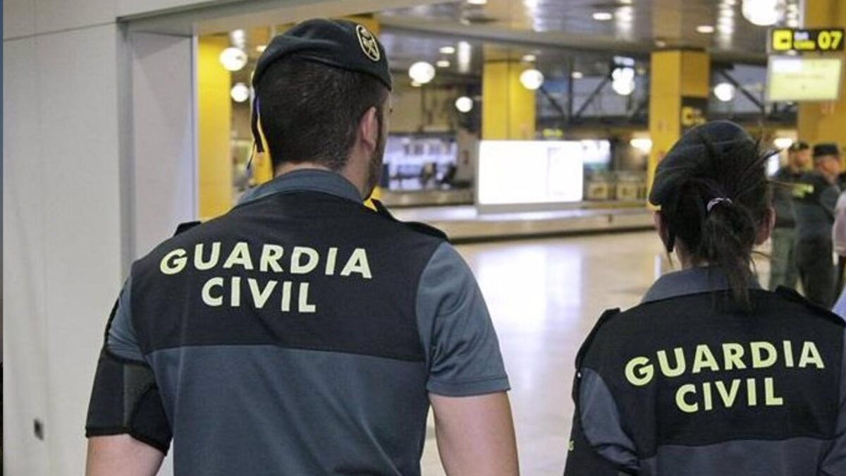 La AUGC rompe relaciones con el Gobierno por la discriminación a los guardias civiles