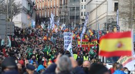 Dos «macroprotestas» contra Sánchez sacarán a miles de policías a la calle antes del 28-M