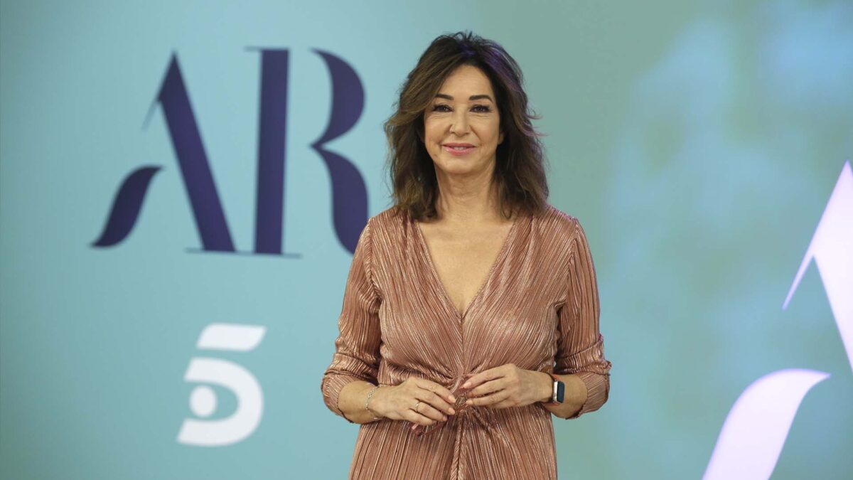 Ana Rosa Quintana anuncia que padece cáncer de mama y deja la televisión