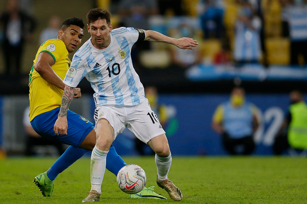 Leo Messi despide su etapa azulgrana con su séptimo Balón de Oro