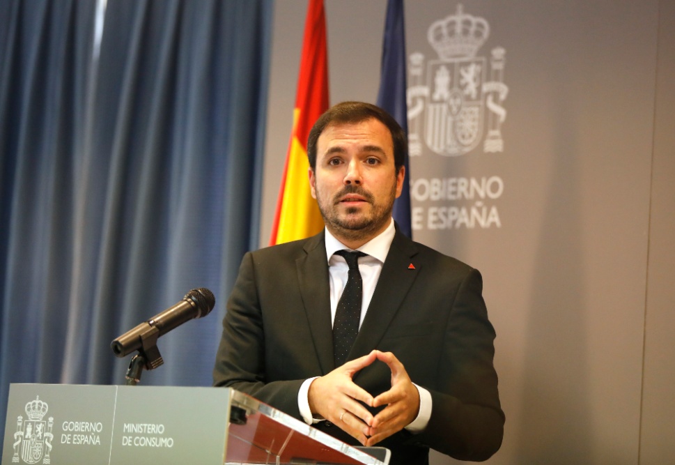 Los anunciantes piden a Sánchez que frene el «ataque» del ministro Garzón