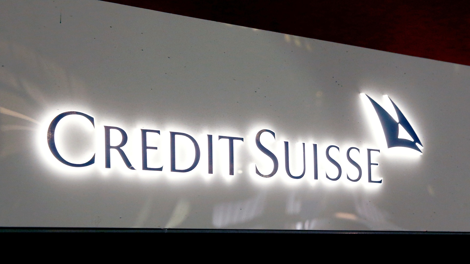 Credit Suisse gana un 86% menos hasta septiembre y anticipa pérdidas en el cuarto trimestre