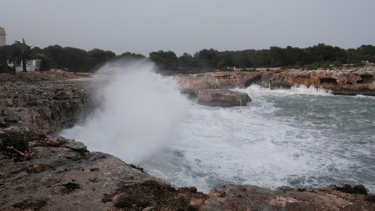 Nieve, tormentas, viento, lluvia y olas ponen hoy en riesgo a una docena de provincias