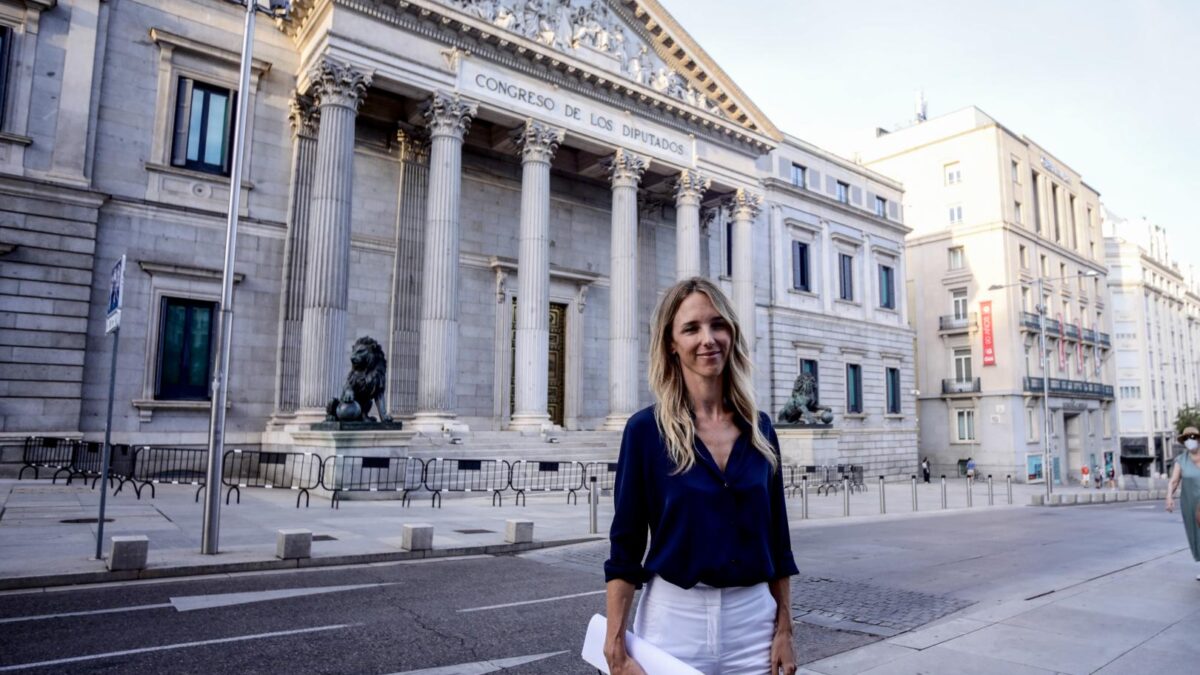 Ciudadanos hurga en la herida del PP con mensajes de apoyo a Álvarez de Toledo