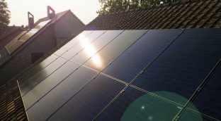 País Vasco y Murcia, únicas regiones que piden licencia de obras para instalar paneles solares
