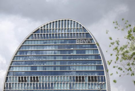 BBVA, a la contra que el Santander: reduce un 22% su red de agentes en pleno ERE