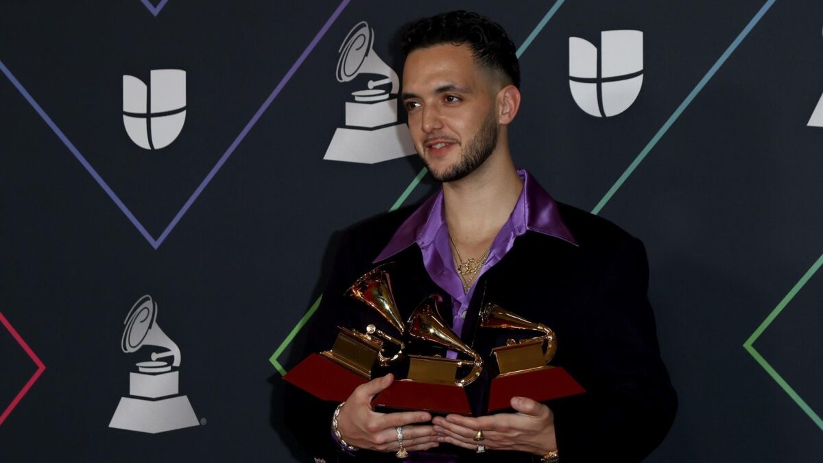 C. Tangana gana tres premios en los Grammy Latinos de 'Patria y Vida'