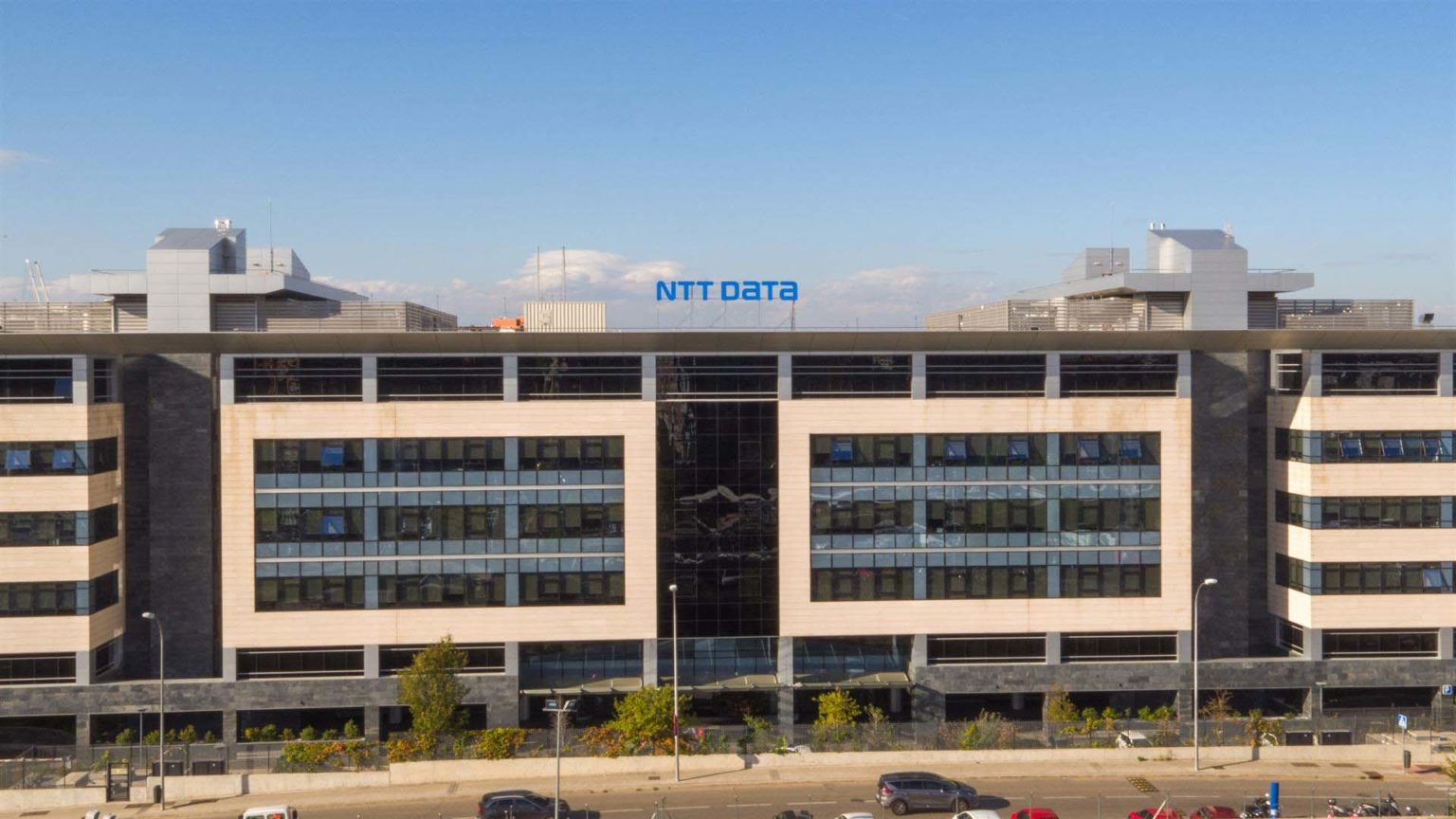 El Gobierno adjudica a NTT Data y Oesía la gestión de la digitalización de las pymes por 11 millones
