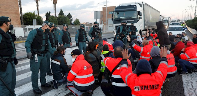 El sector del metal encadena su séptimo día de protestas en Cádiz