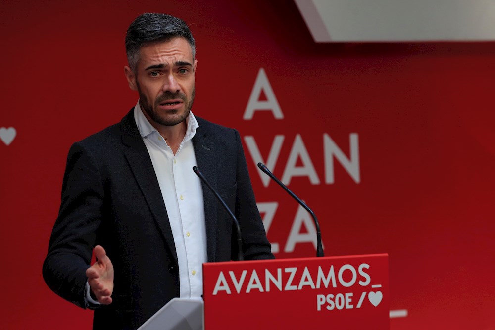 EL PSOE avisa a Díaz tras el acto de Valencia: «No es la primera vez que nuevos partidos desaparecen»