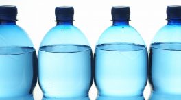 No es un mito: beber agua te ayuda a adelgazar y acelera el metabolismo