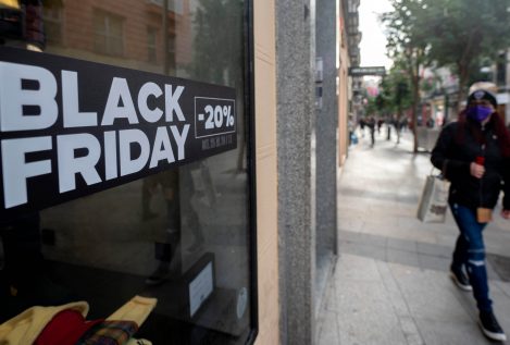Más consumo y menos descuentos en la metamorfosis del 'Black Friday' en España