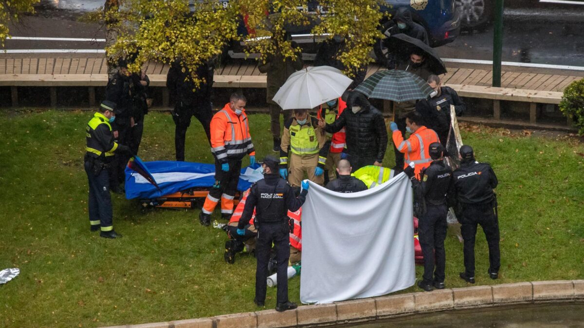 (VÍDEO) Un joven se suicida desnudo en plena calle de Zaragoza al grito de «Allah»