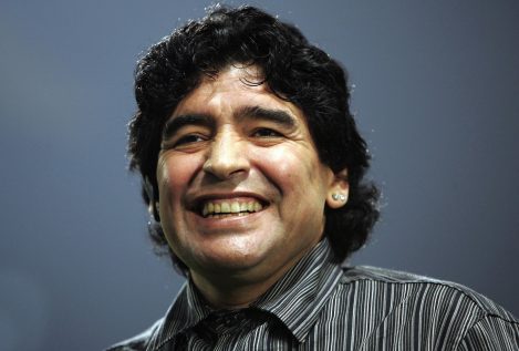Maradona: Dios y el Diablo siguen la pelea