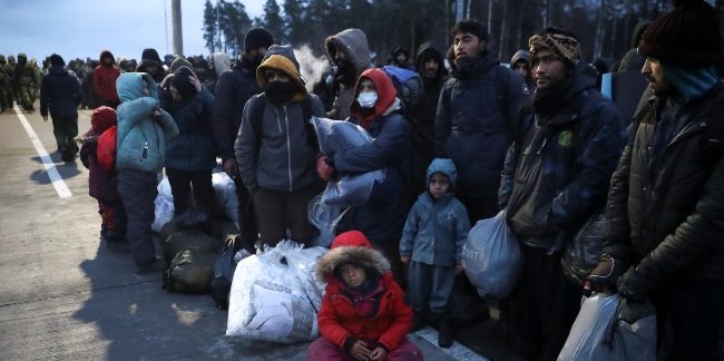 Polonia dice haber evitado la entrada de más de 200 migrantes desde Bielorrusia en las últimas 24 horas