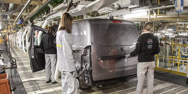Renault España acuerda con UGT, SCP y CC.OO. alargar el ERTE hasta junio de 2022