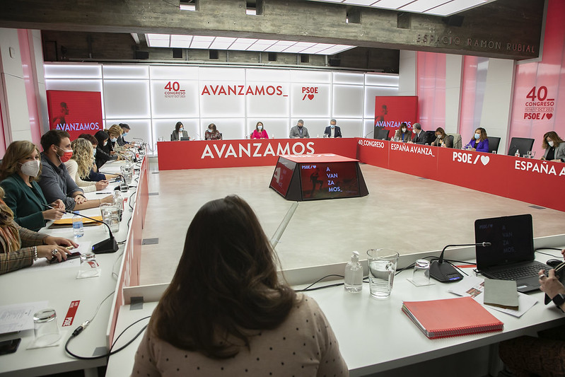 El PSOE baraja un ‘supermayo’ en 2023 para aprovechar «el tirón de los barones»