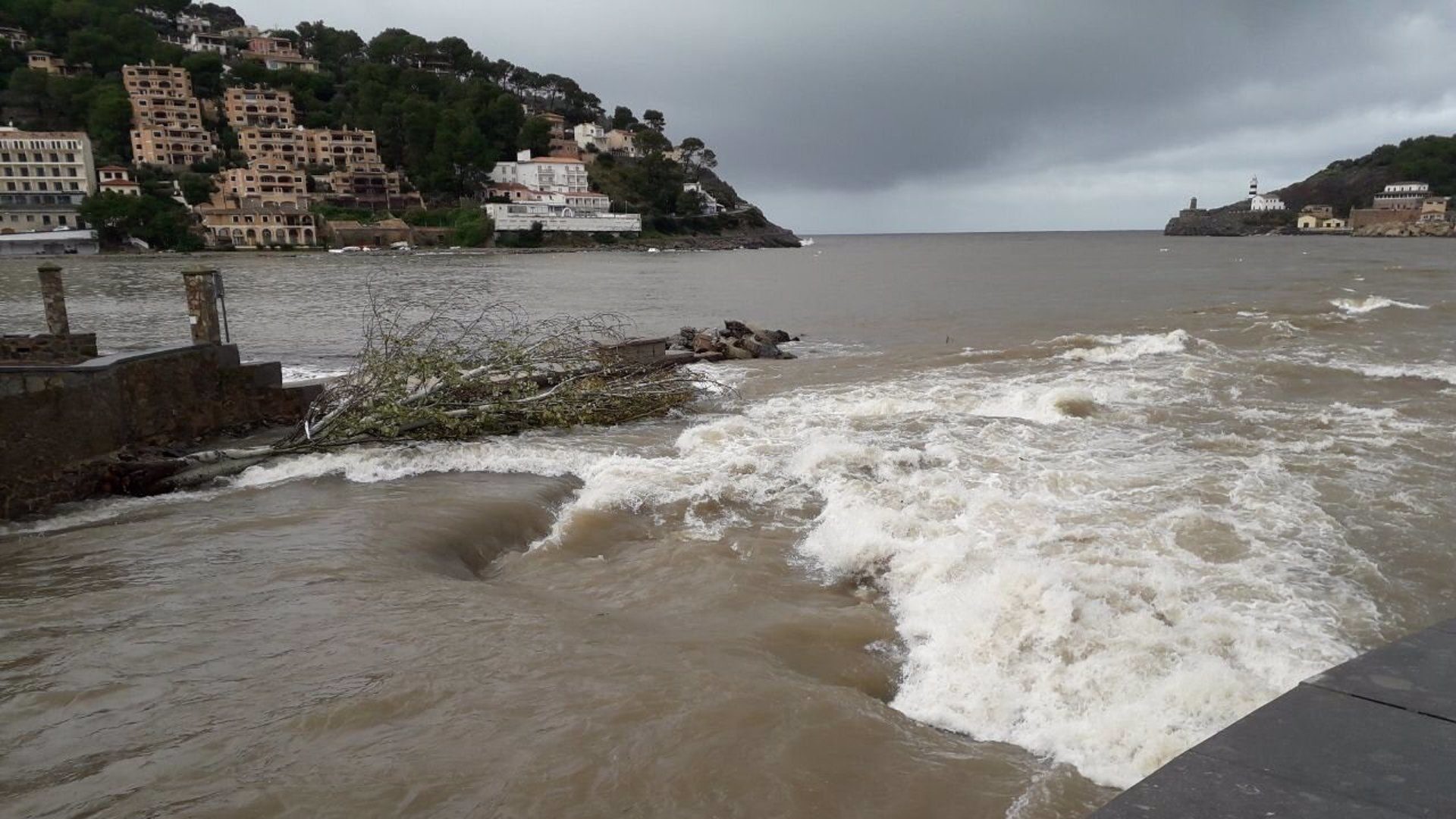 La tormenta Blas seguirá afectando a Baleares y Levante con riesgo por lluvia, viento y fuerte oleaje