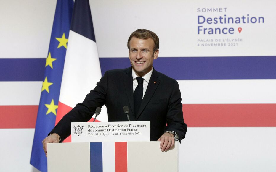 El sutil cambio en la bandera francesa que ha introducido Macron