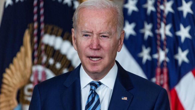 Biden insiste a Ucrania que cuenta con el respaldo de EE.UU. frente a Rusia