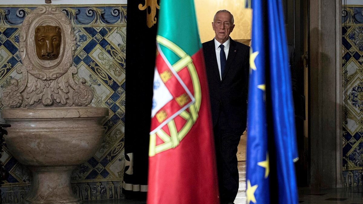 El presidente de Portugal veta la ley de la eutanasia y promulga la de gestación subrogada