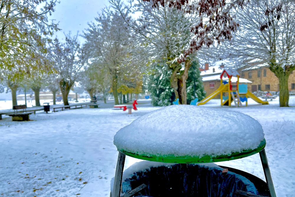 La borrasca Arwen deja 13 comunidades en alerta por nieve, lluvias o viento
