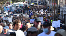 (VÍDEO) Continúan las protestas por el pasaporte covid en Australia